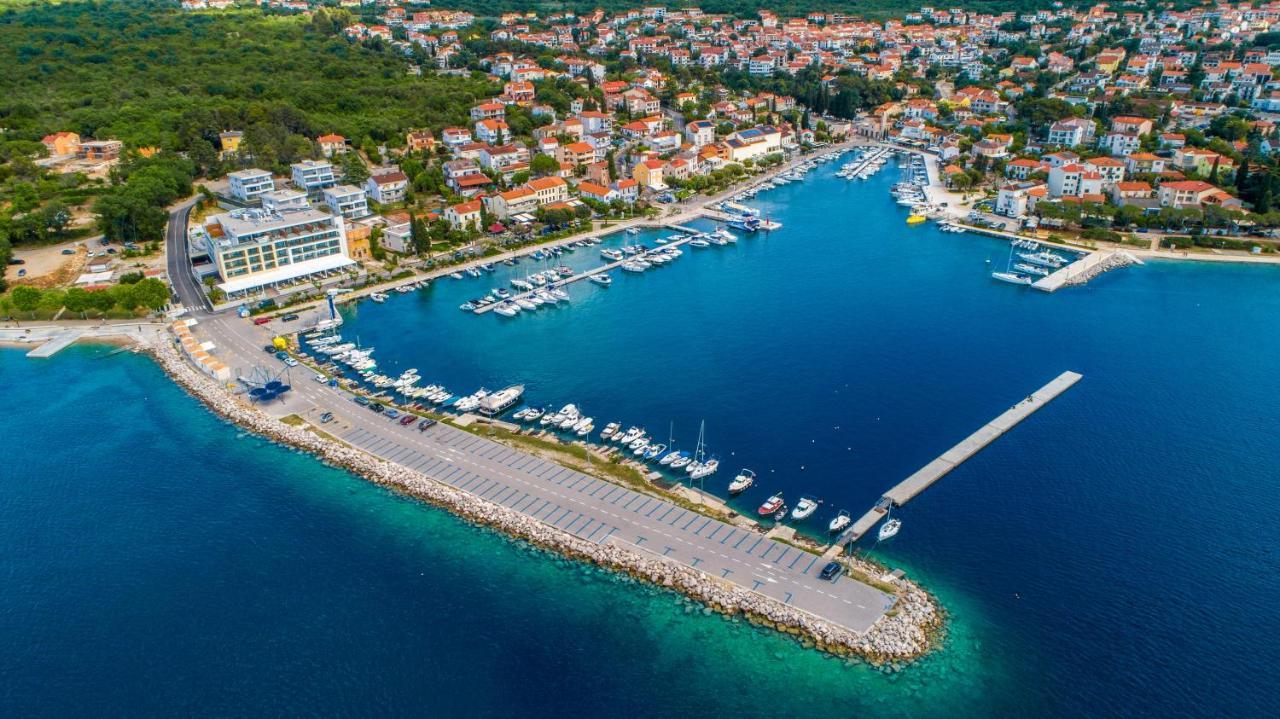 Apartments Kvarner Malinska Bagian luar foto