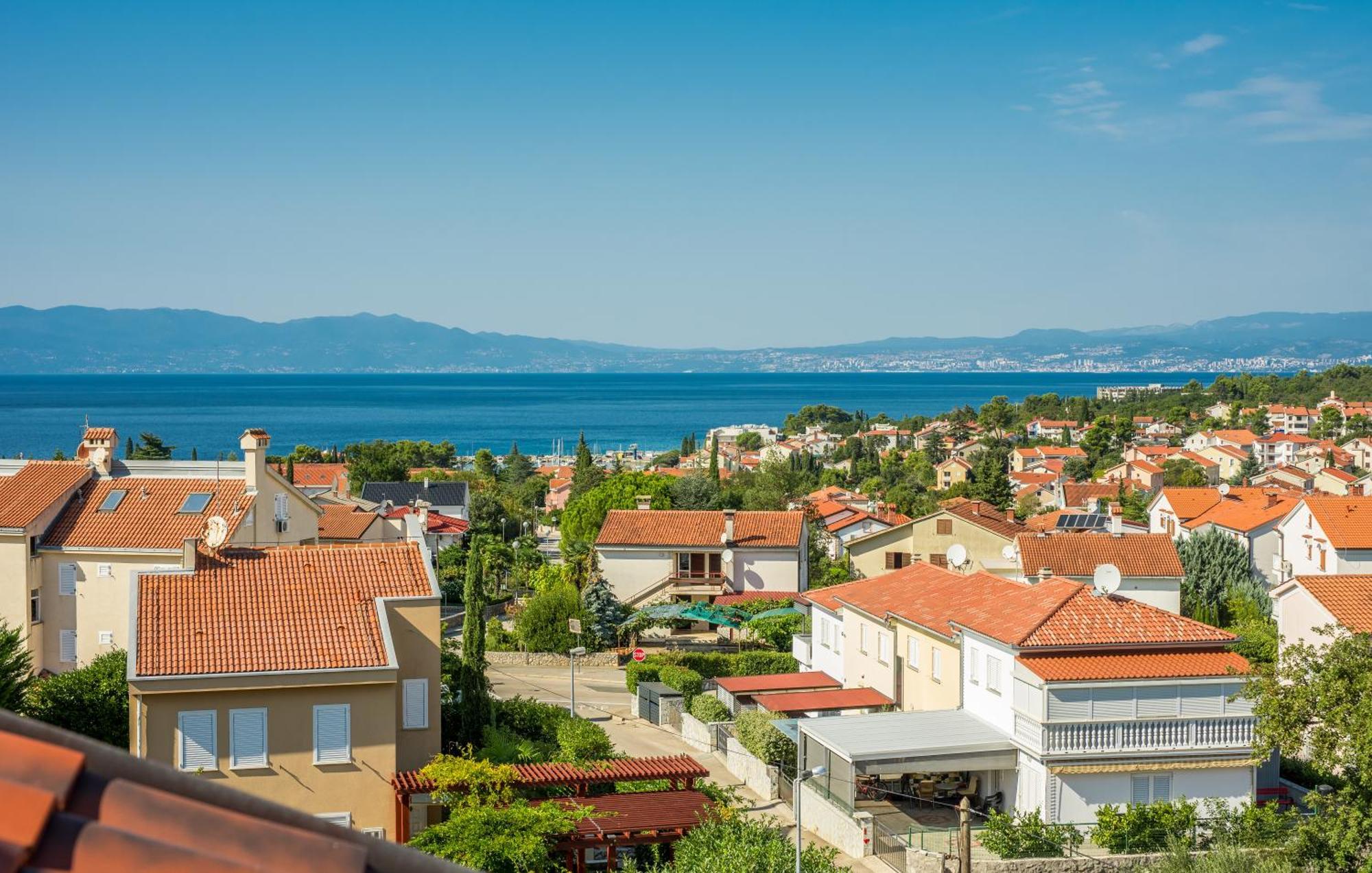 Apartments Kvarner Malinska Bagian luar foto