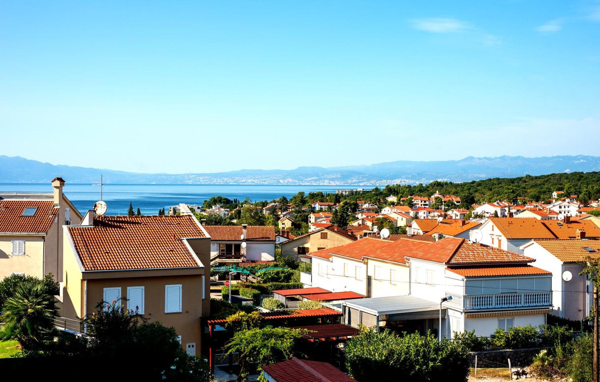 Apartments Kvarner Malinska Bagian luar foto