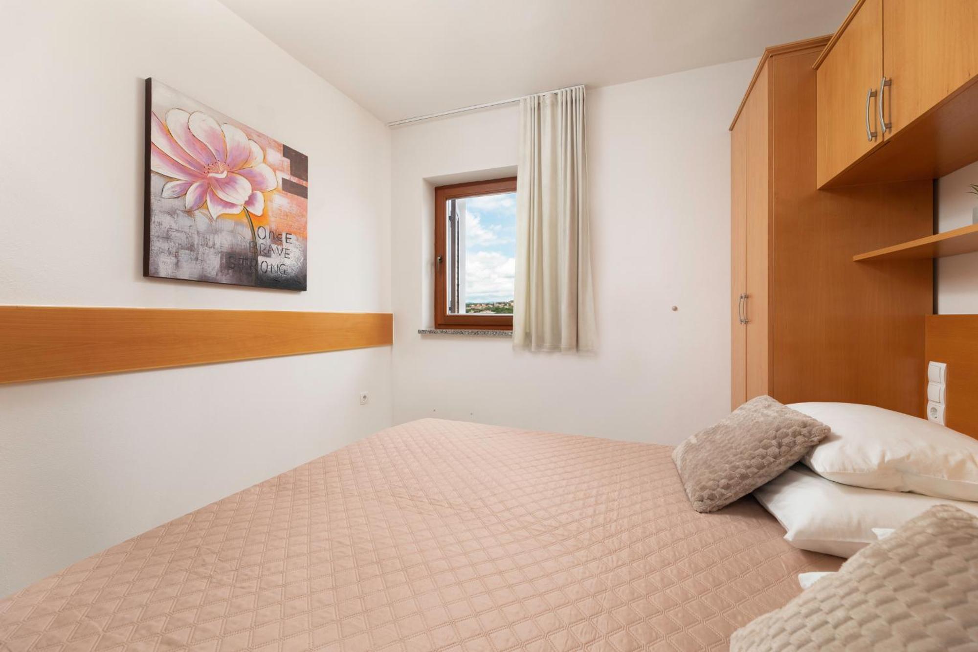 Apartments Kvarner Malinska Bagian luar foto