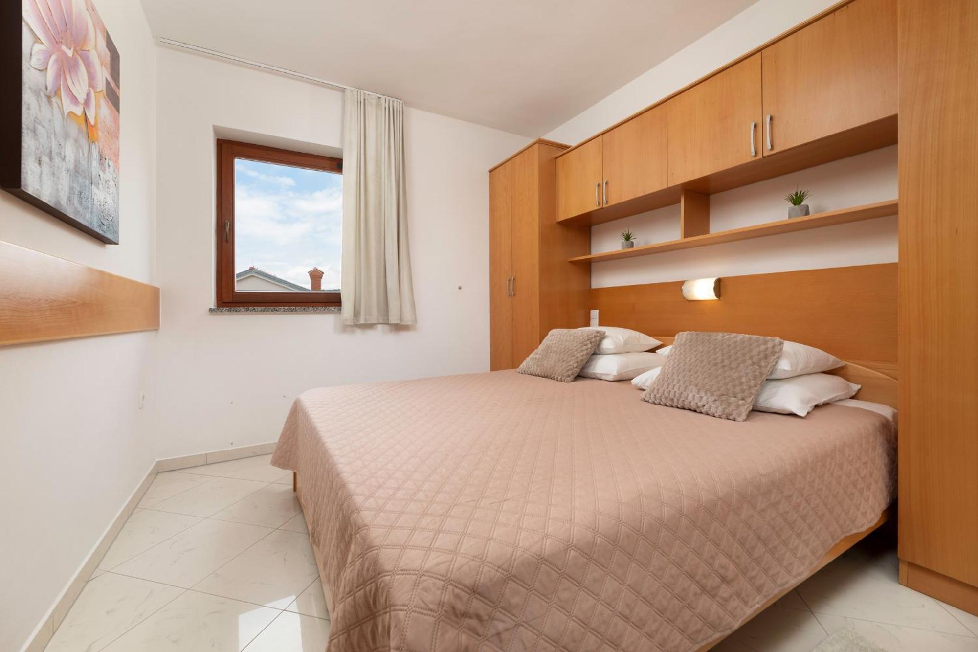 Apartments Kvarner Malinska Bagian luar foto