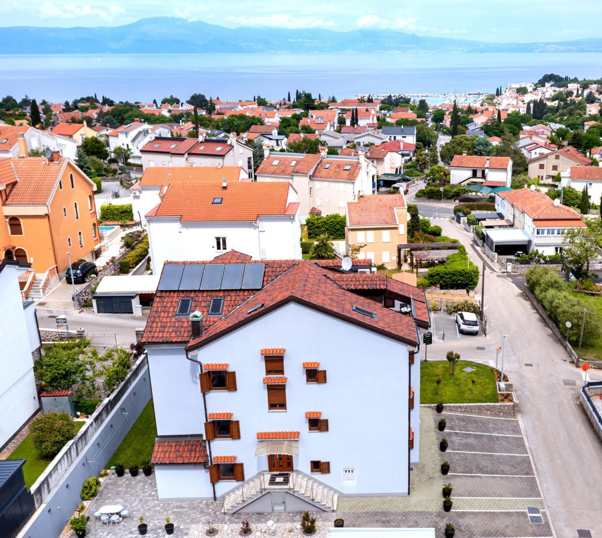Apartments Kvarner Malinska Bagian luar foto